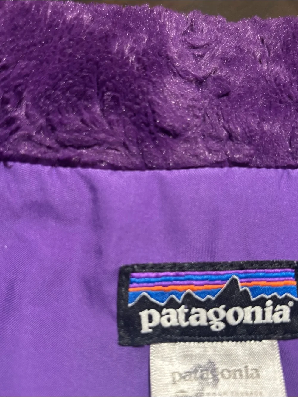 Patagonia Purple Pelage Faux Fur Button-Up Girl’s L (12) Fleece Coat